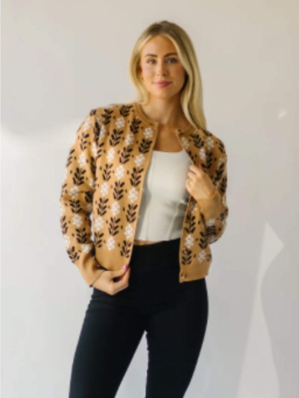 Polagram Camel Floral Crewneck Cardigan with White & Black Motif